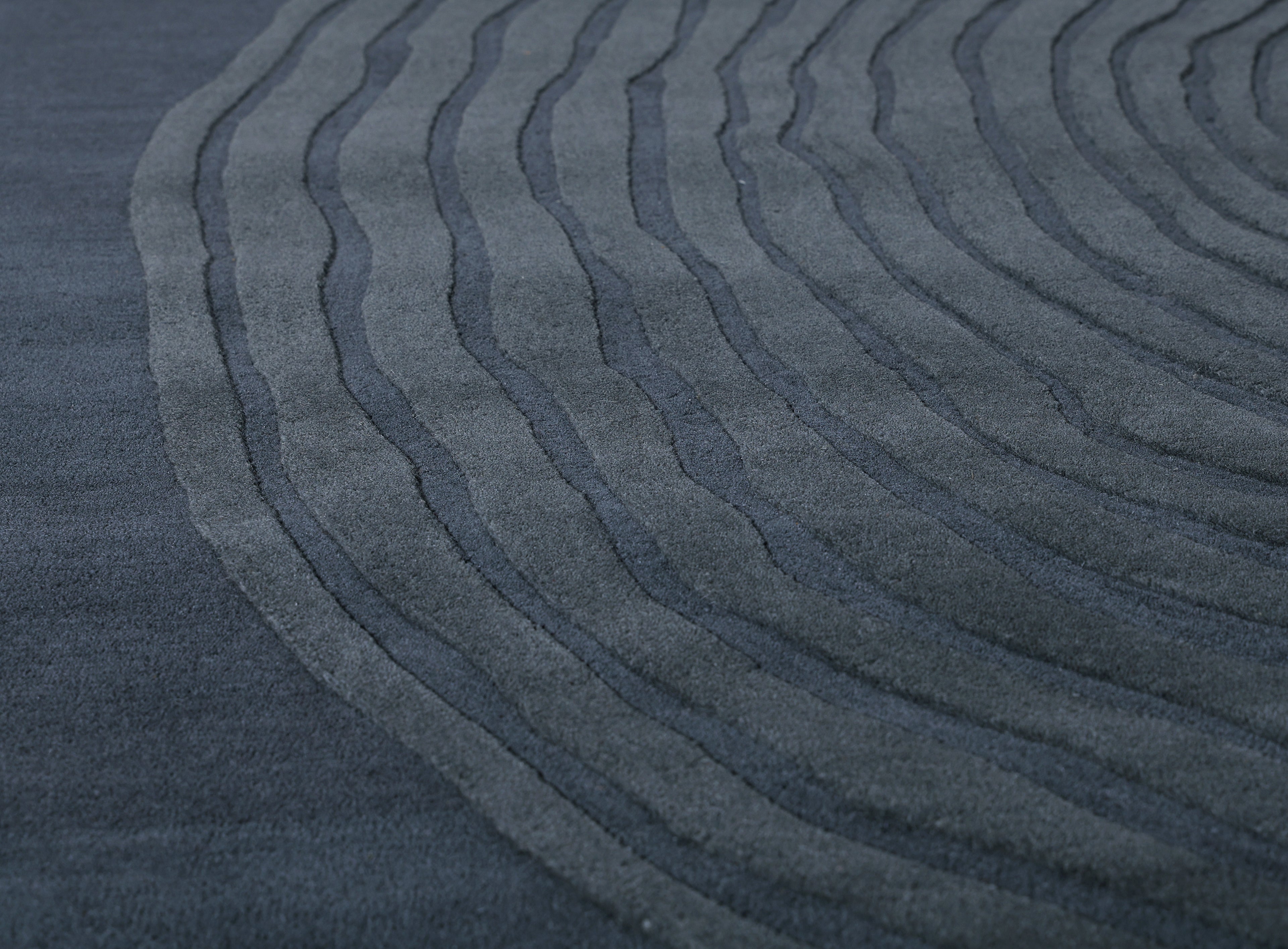 Hand Tufted Wool Grey Rug