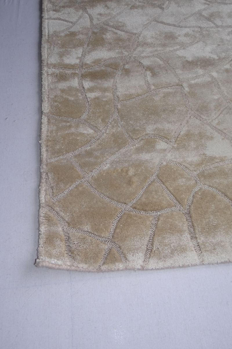 Hand Tufted Wool and Viscose Golden Area Rug