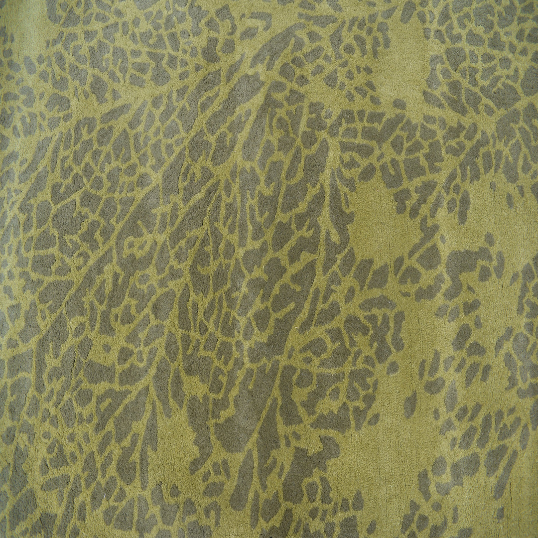Hand Tufted light green 100% wool