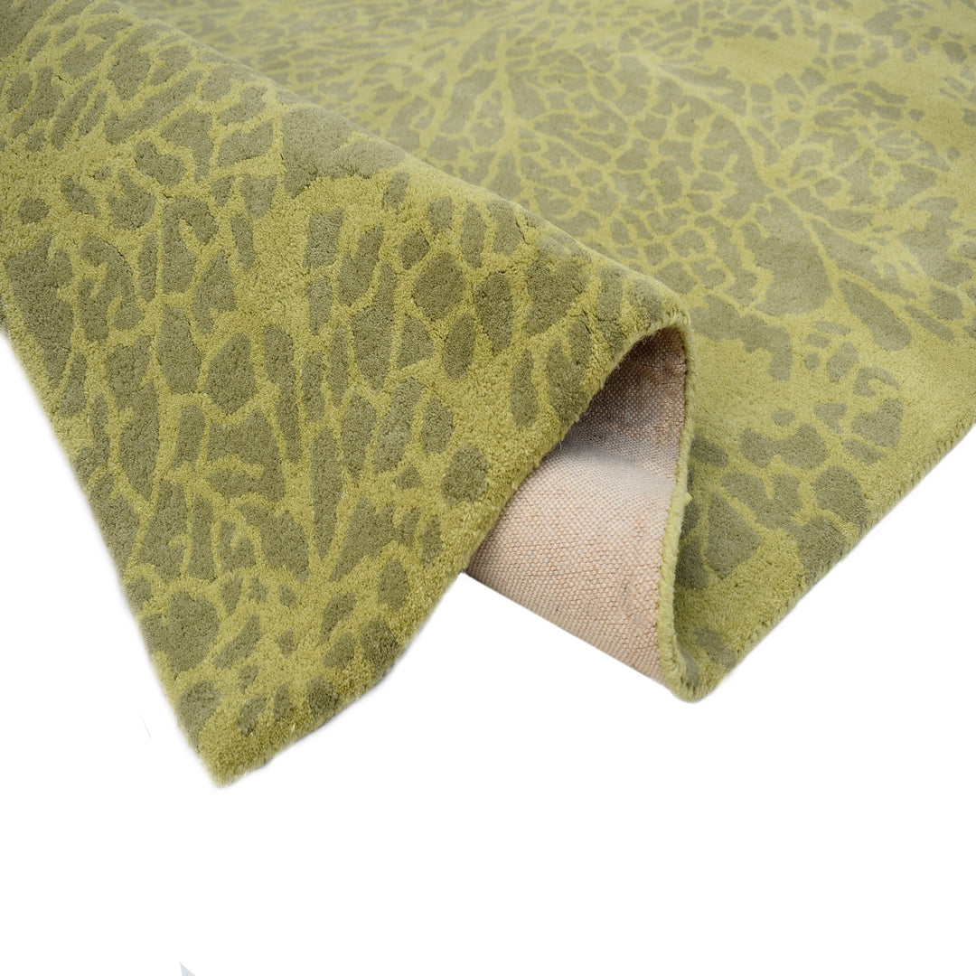 Hand Tufted light green 100% wool