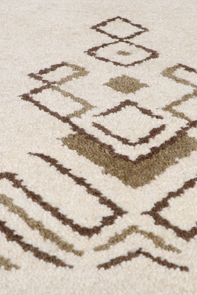 Hand Knotted Beige Wool Area Rug