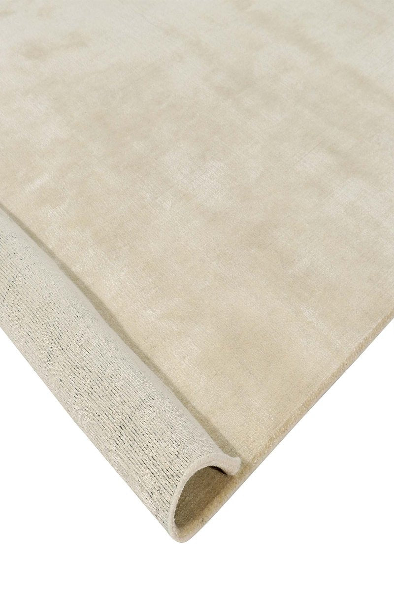 Handloom Wool and Viscose Beige Area Rug