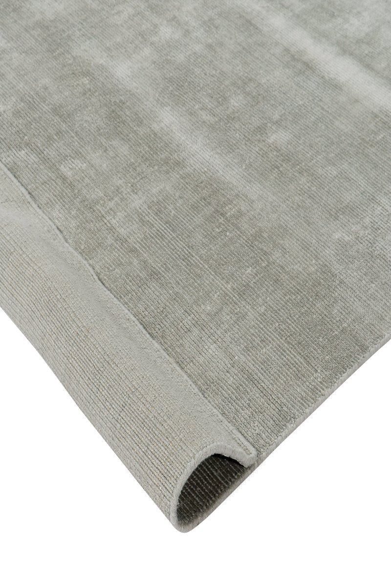 Handloom  Viscose Area Rug