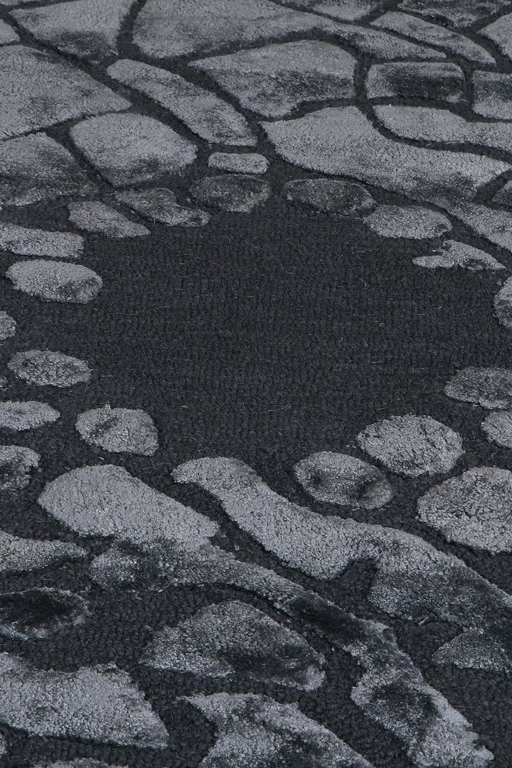 Hand Tufted Wool and Viscose Round Purple Area Rug
