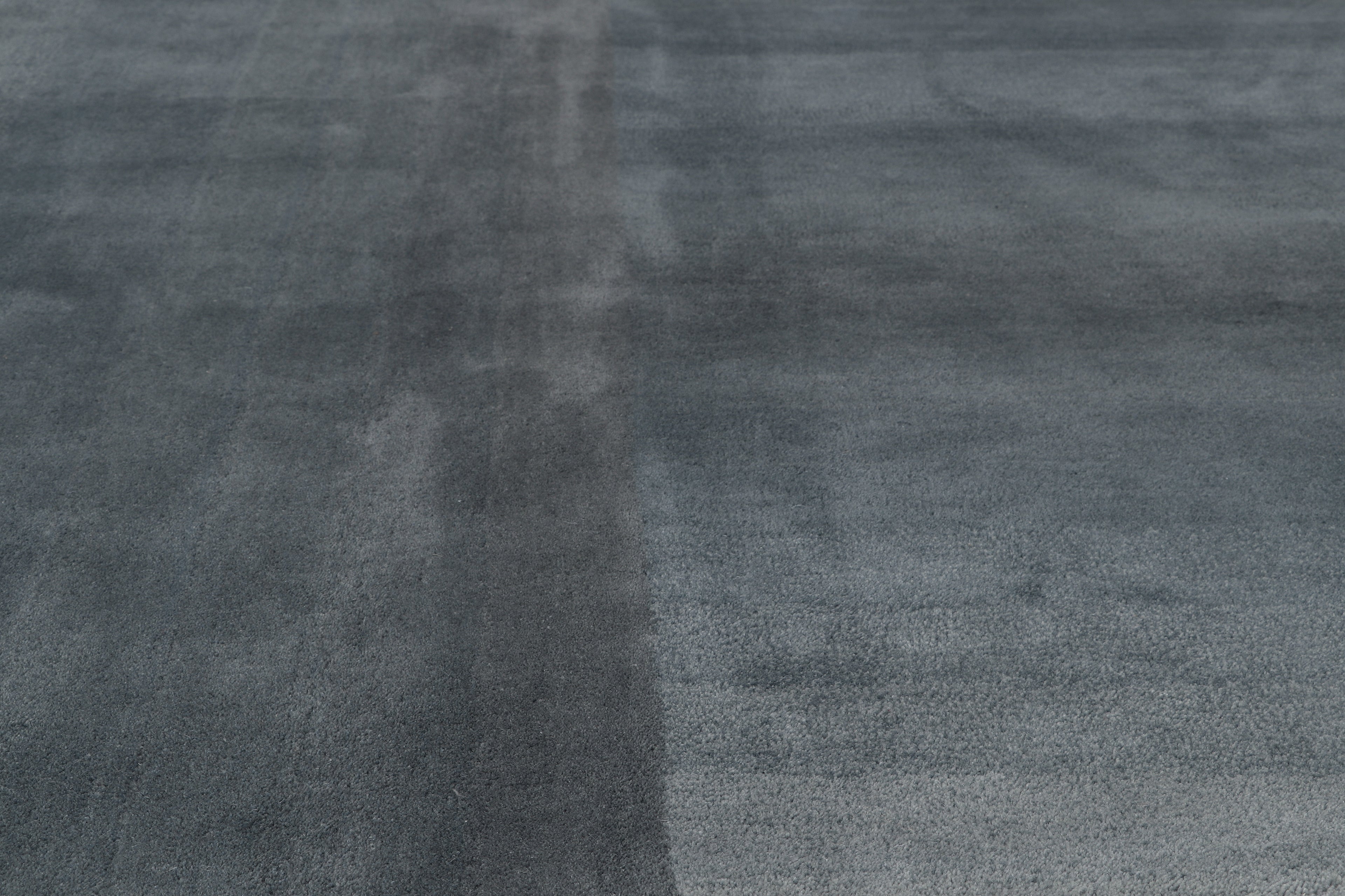 Handtufted Wool Grey Rug