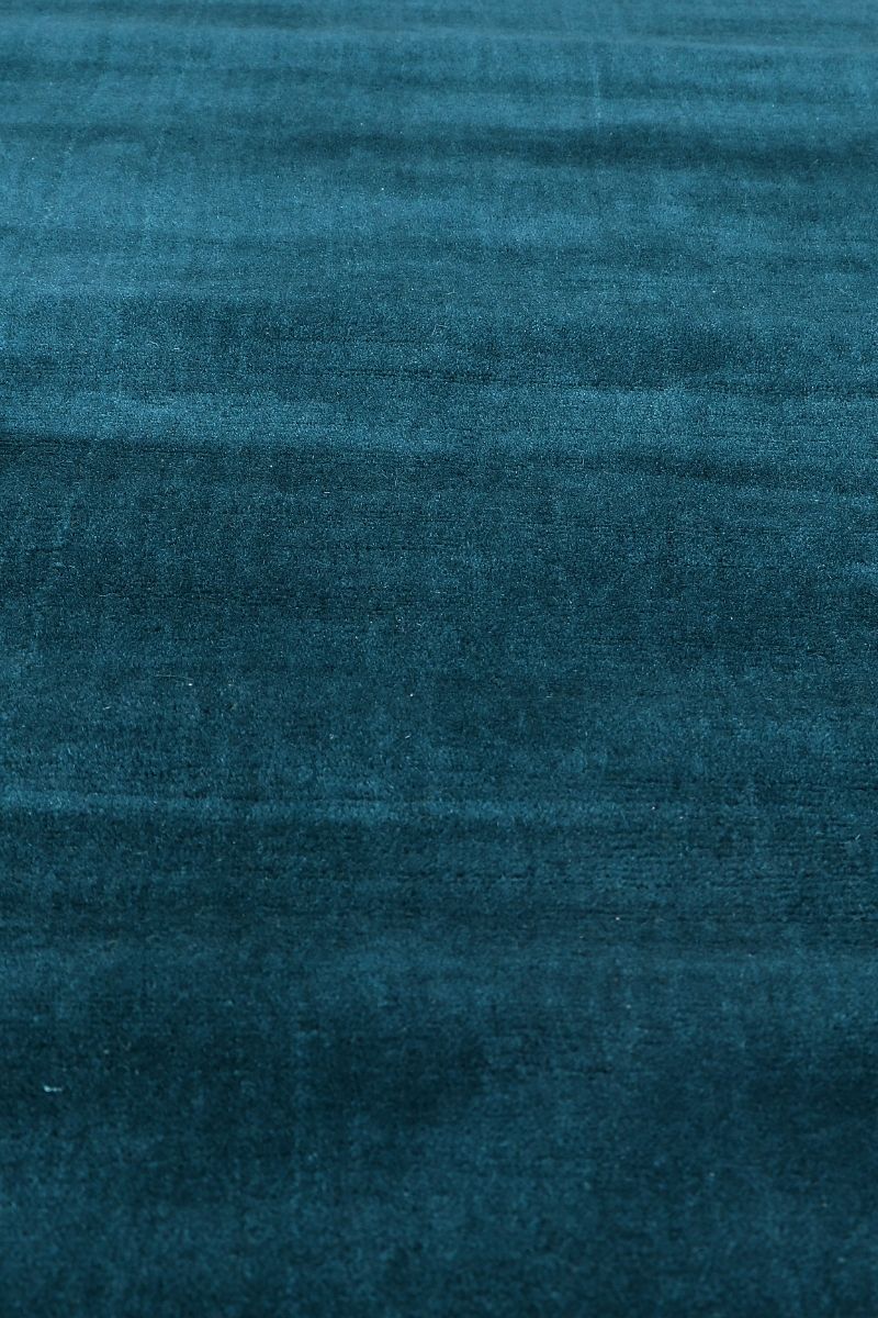 Handloom Wool and Viscose Blue Area Rug