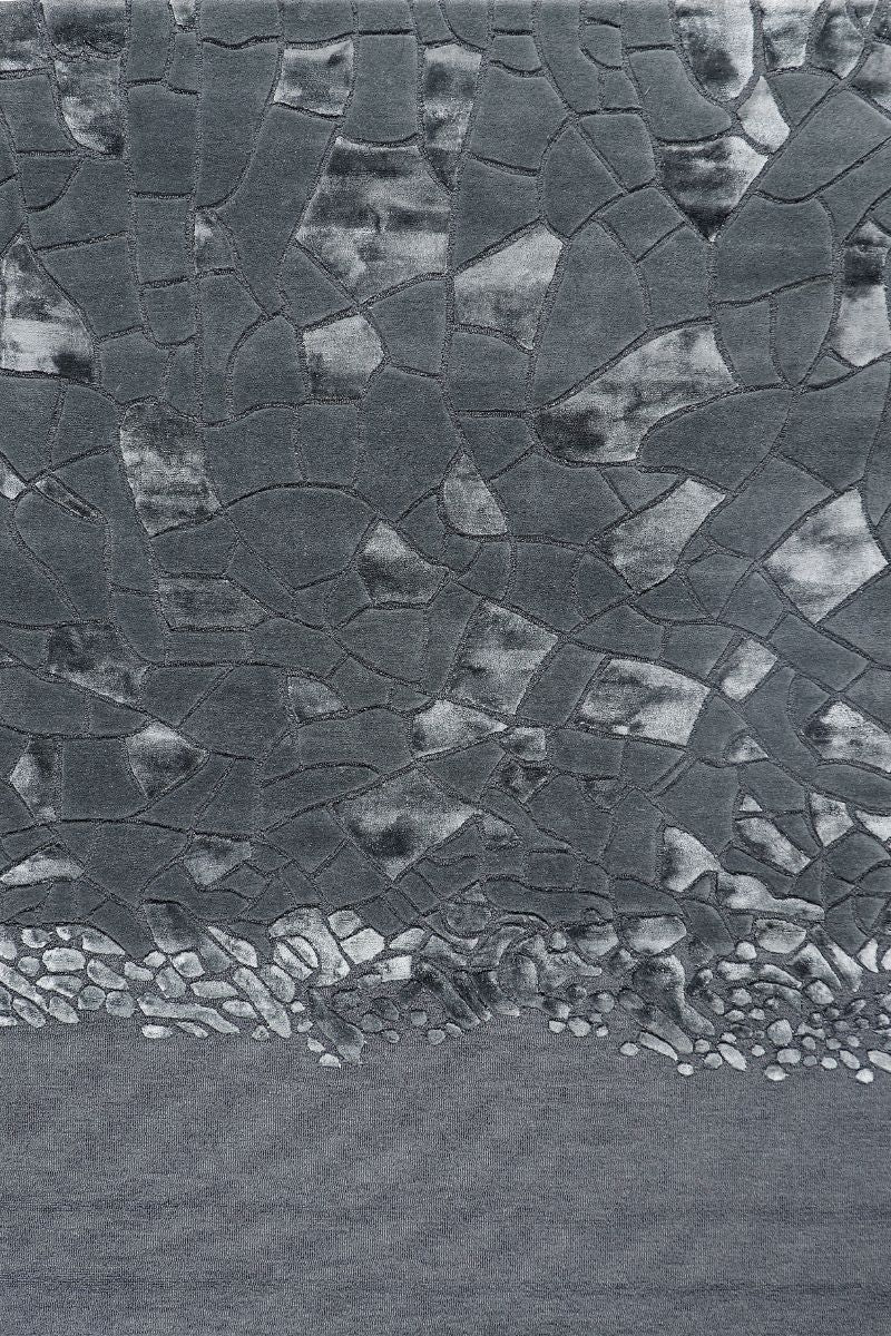 Hand Tufted Wool and Viscose Dark Grey Area Rug