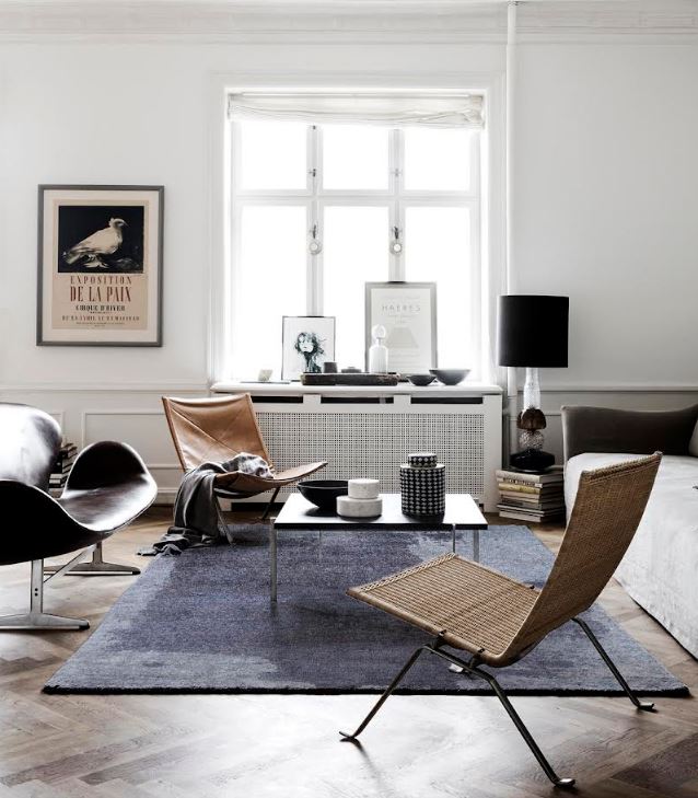 Hand Knotted Wool Area Rug