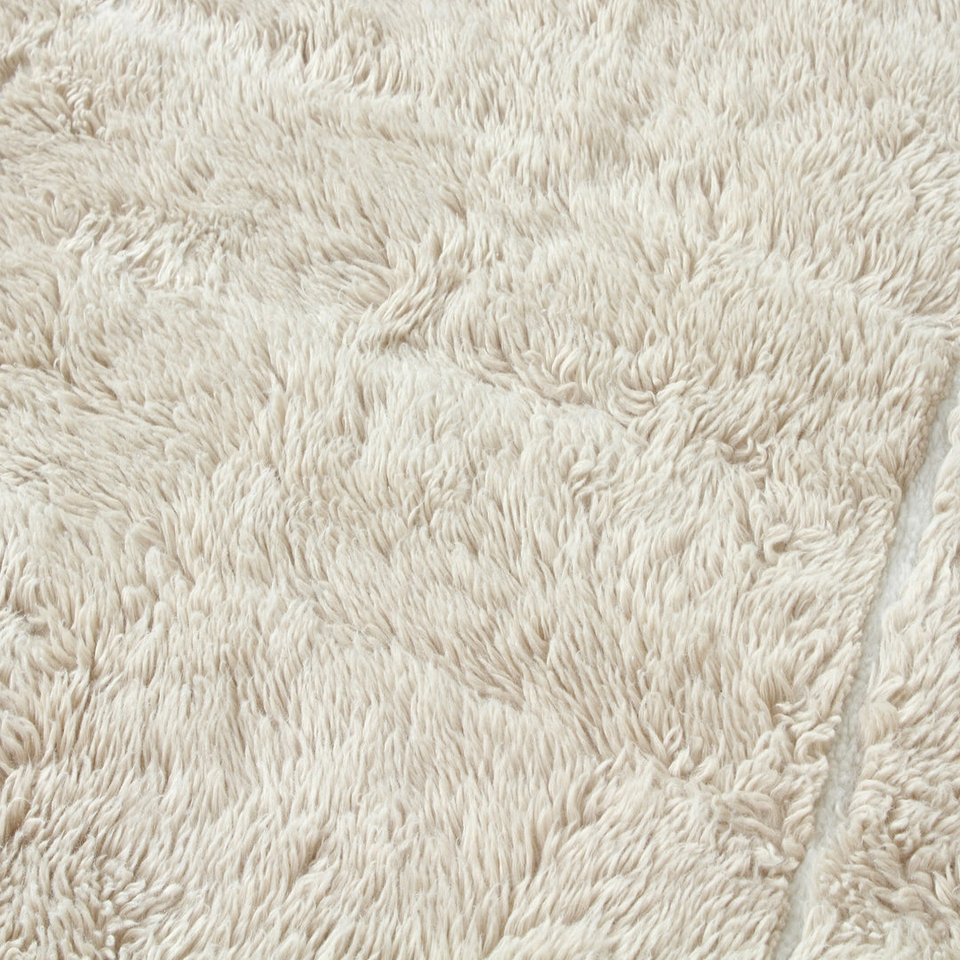 Tuft with needle Natural Shaggy Wool