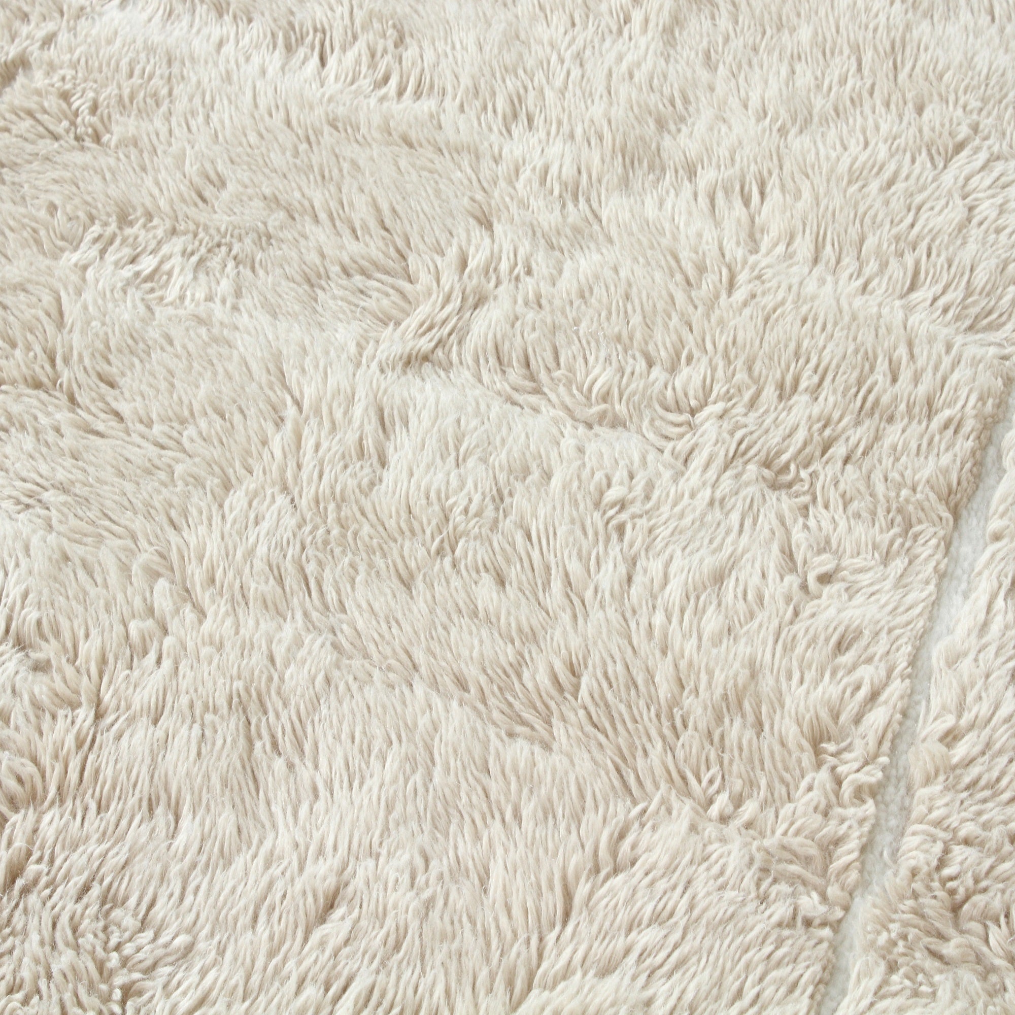 Tuft with Needle Natural Shaggy Wool Rug