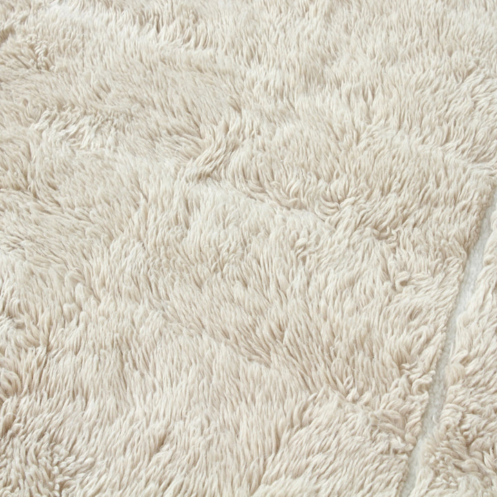 Tuft with needle Natural Shaggy Wool