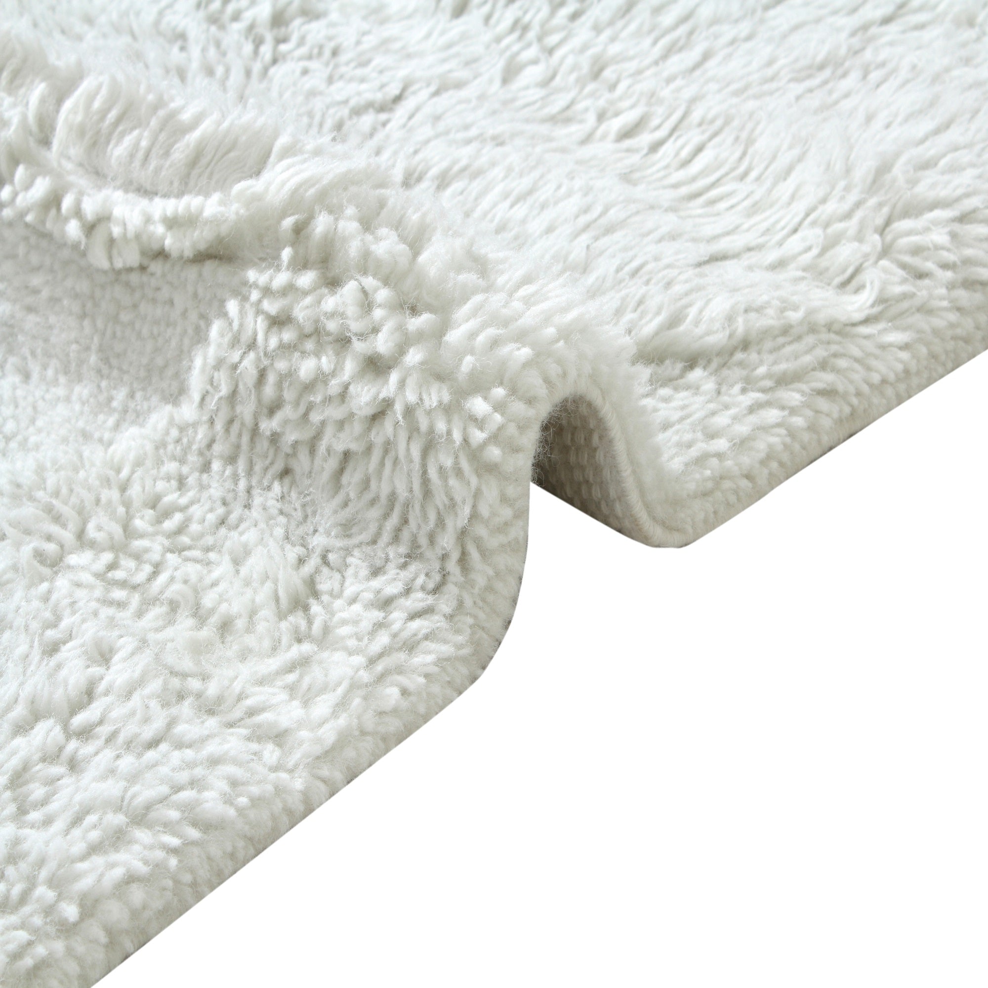 Tuft with Needle  White Shaggy Wool Rug