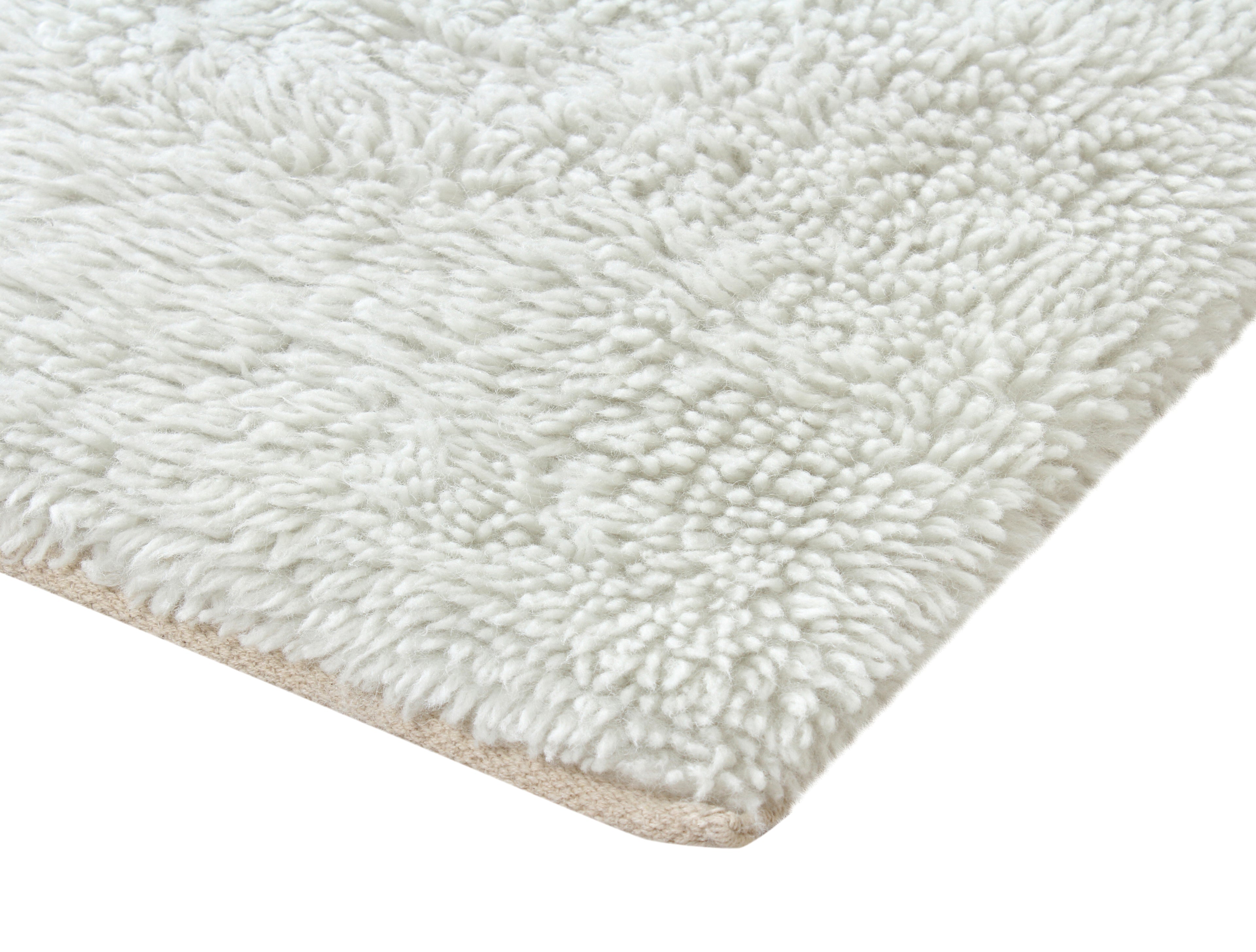 Tuft with Needle  Natural Wool Shaggy Rug