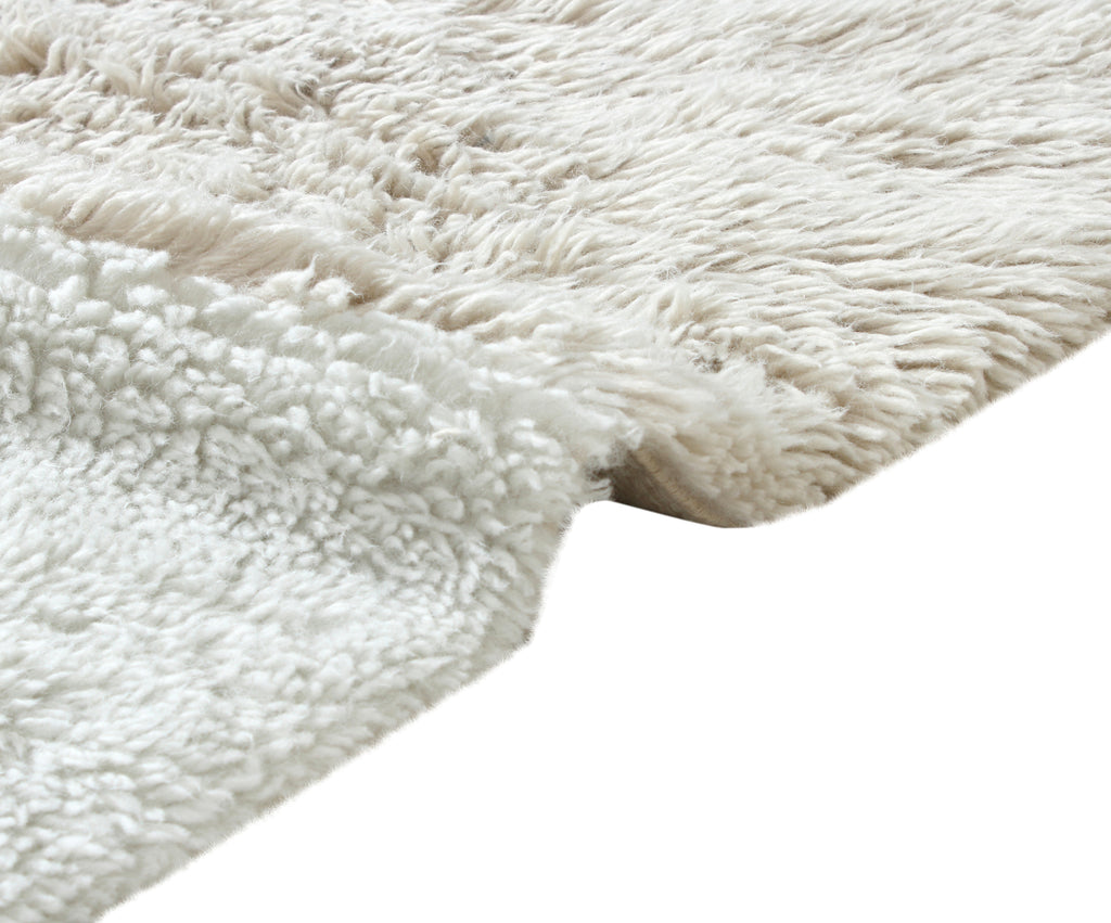 Tuft with Needle  Natural Wool Shaggy Rug