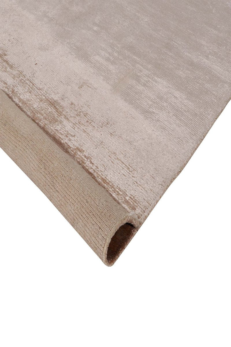 Handloom Banana Silk Golden Area Rug