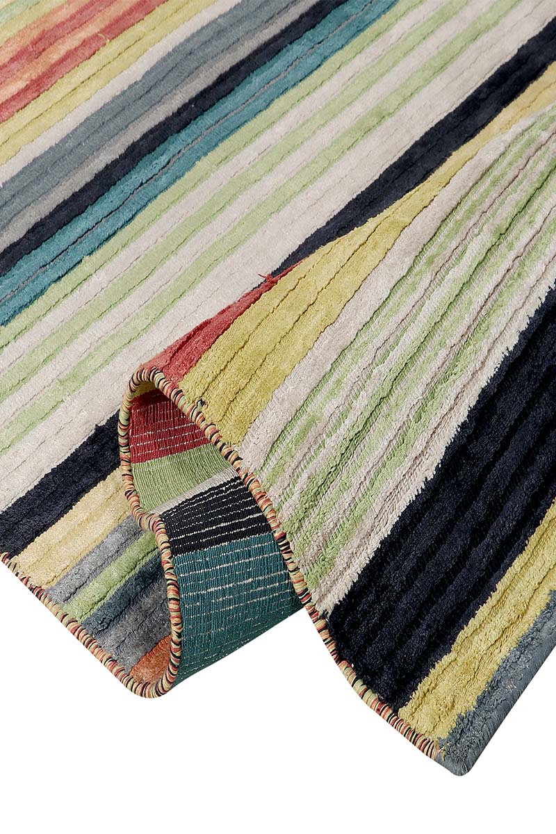 Handloom Wool and Viscose Area Rug
