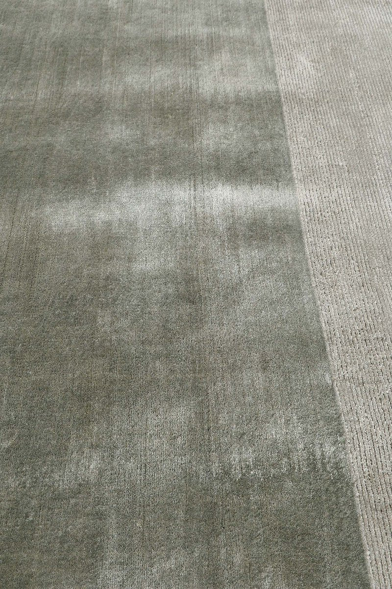Handloom viscose Grey Area Rug