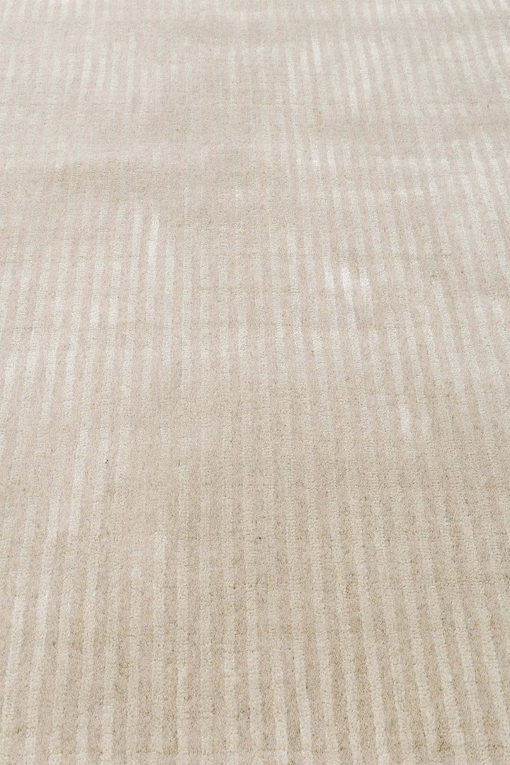 Handloom Wool and Viscose Area Rug