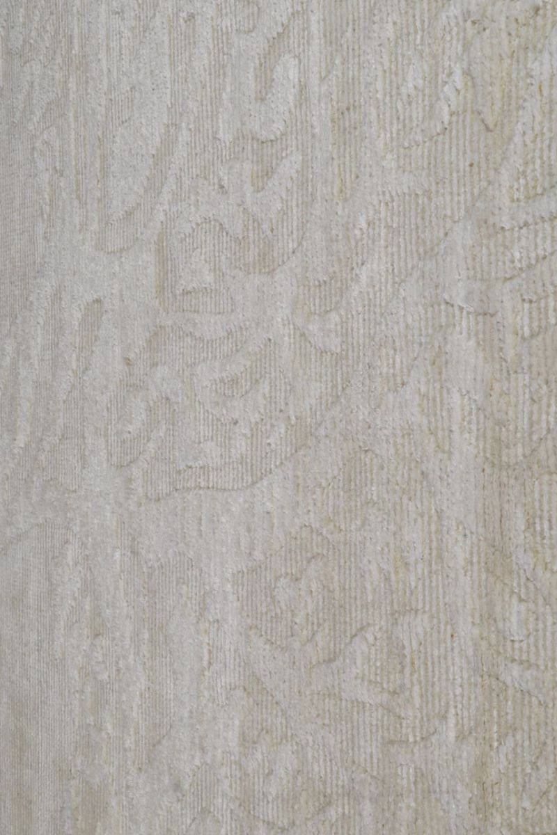 Handloom Wool and Viscose Round White Area Rug