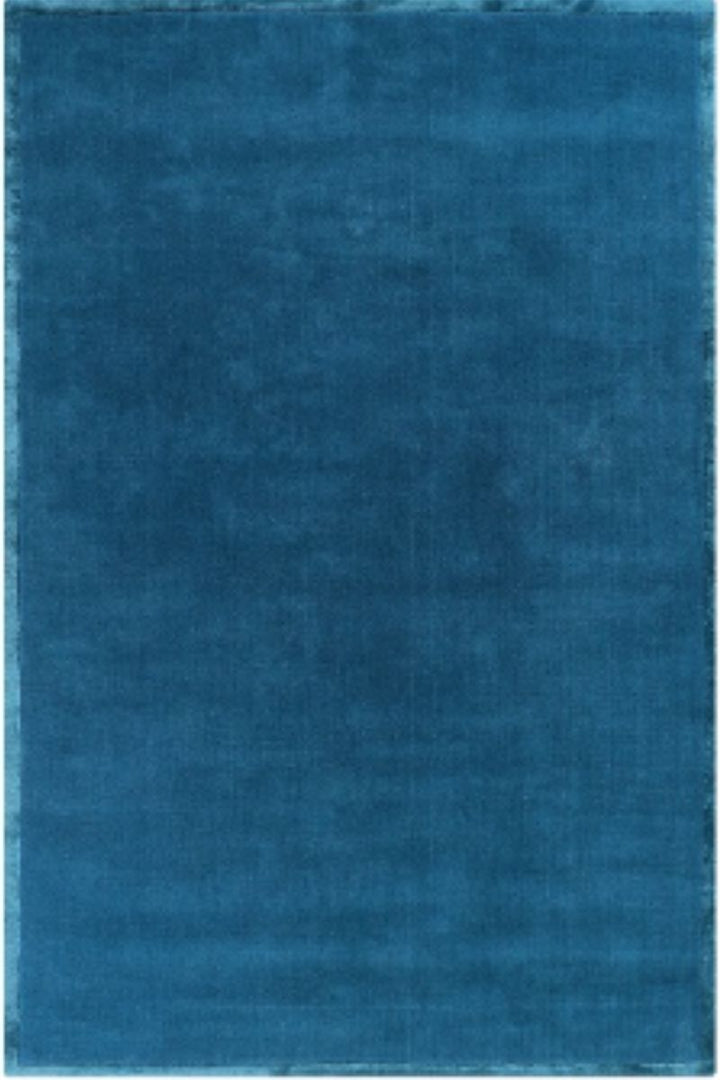 Handloom Wool and Viscose Blue Area Rug (170x240 CM)