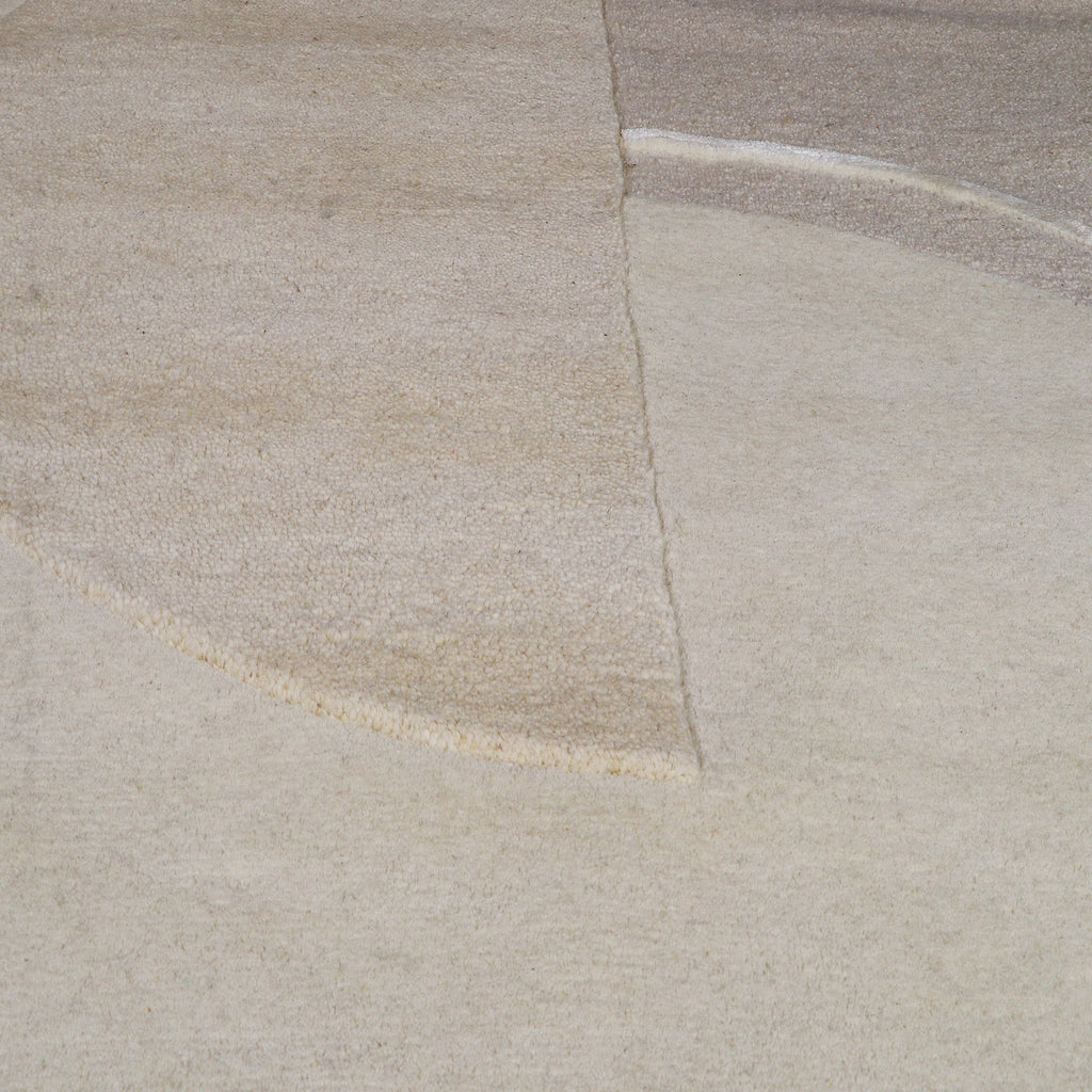 Hand Tufted Wool and Viscose White Rug