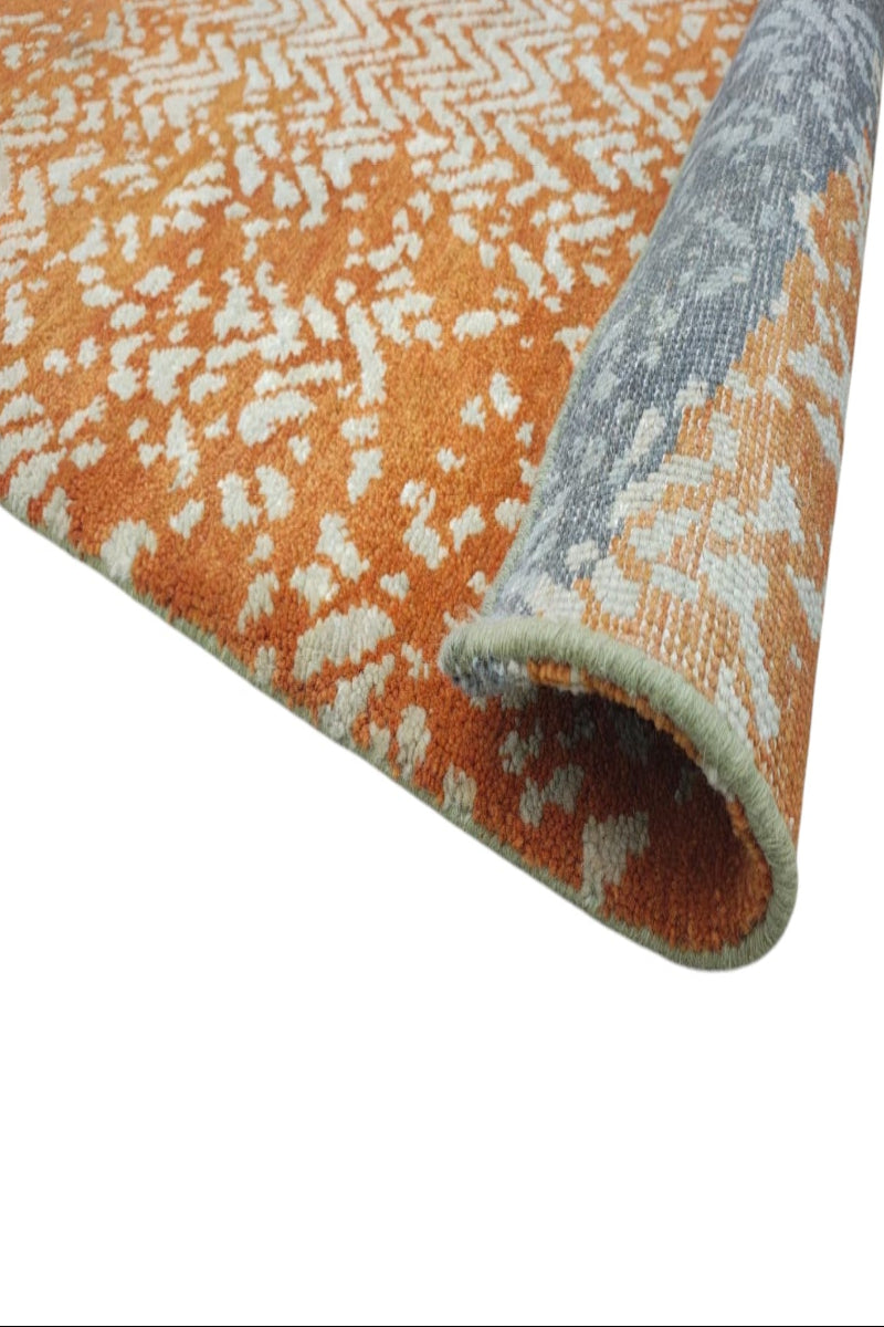 Hand Knotted Wool  Beige Area Rug